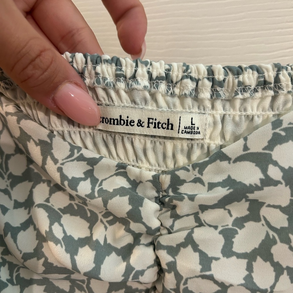 Abercrombie & Fitch Green Leaf Print Mini Dress - Picture 3 of 3
